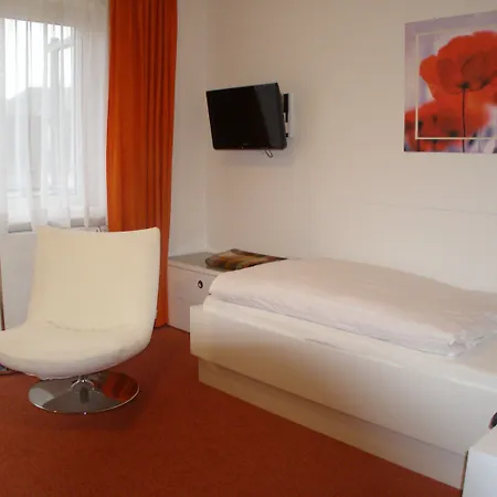 Haus Katharina B&b, Therme Und Kurpark 招待所 巴特施泰本