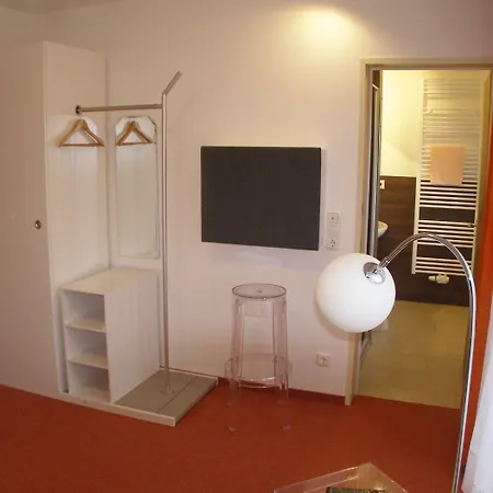 Haus Katharina B&b, Therme Und Kurpark 4*