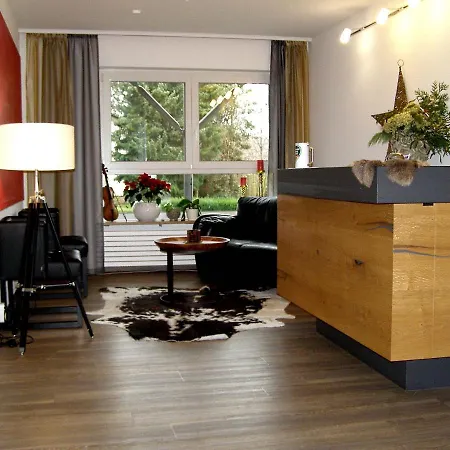 Haus Katharina B&b, Therme Und Kurpark 招待所 巴特施泰本