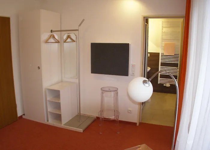 Haus Katharina B&b, Therme Und Kurpark 4*
