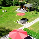 Haus Katharina B&b, Therme Und Kurpark 게스트하우스