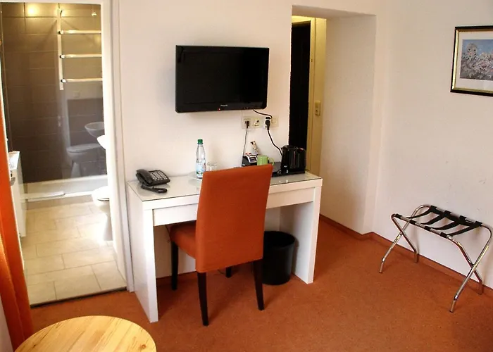 Pensjonat Haus Katharina B&b, Therme Und Kurpark